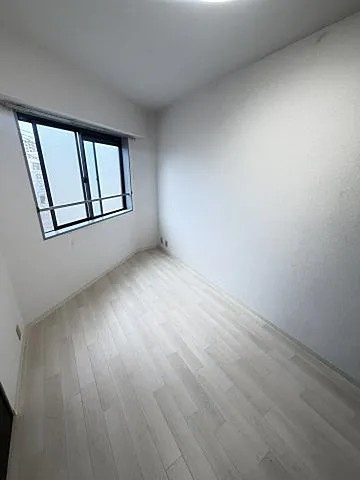 神戸市中央区大日通４丁目の賃貸マンションの居間・リビング