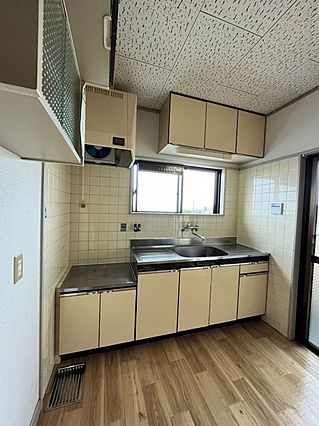 神戸市灘区国玉通２丁目の賃貸マンションのキッチン