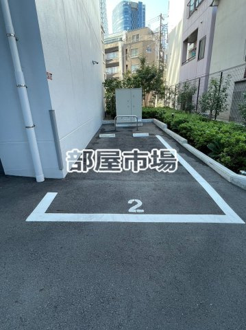 La・Glycineの駐車場