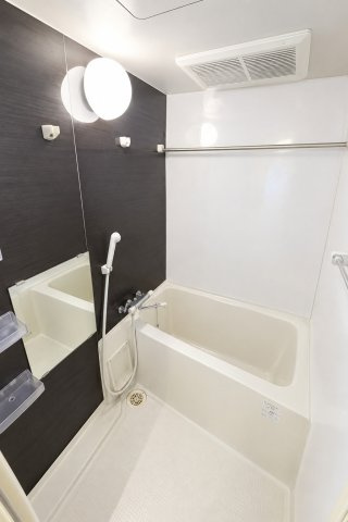 板橋区宮本町の賃貸マンションの浴室