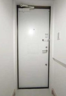 【玄関】 | ヴォーノン曙橋