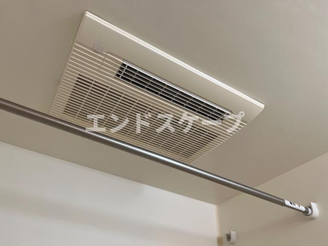 グレースマンションの設備|浴室乾燥機
高崎、前橋のお部屋探しはエンドスケープまで！お客様の理想お聞かせ下さい♪