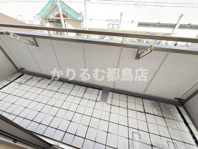 大阪市都島区内代町２丁目のテラスのバルコニー