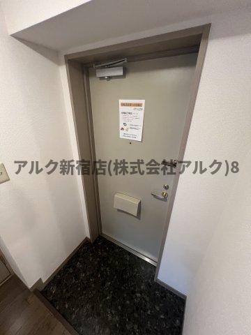 ガラ・シティ高井戸の玄関