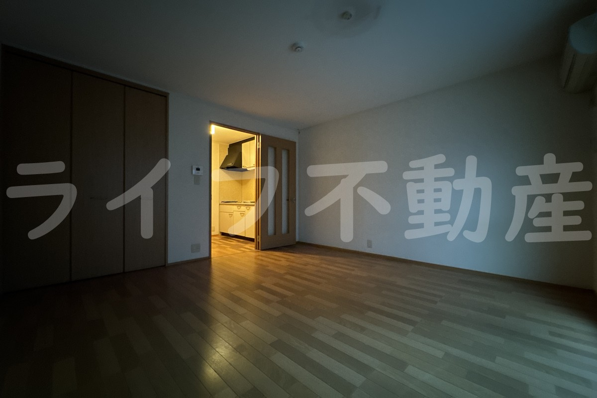 ウエストヒル開生の内装|内装は落ち着いています