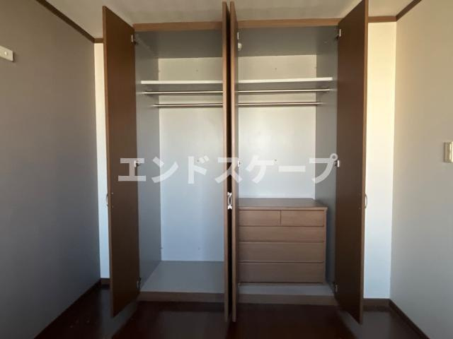 モデルナ江木の収納|クローゼット
高崎、前橋のお部屋探しはエンドスケープまで！お客様の理想お聞かせ下さい♪
