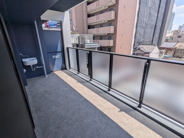 グランパセオ名駅那古野のバルコニー