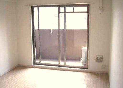 【寝室】アドバンス西梅田