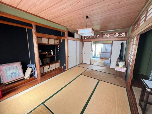 長崎市若竹町　再建築不可　2階建て　５LDKのその他