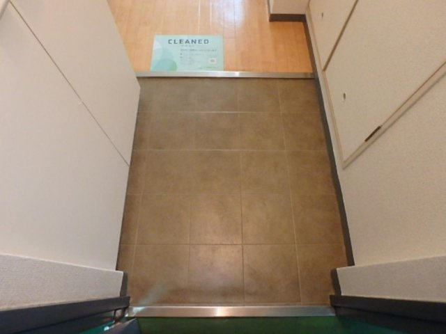 グランドメゾン鶴見の玄関