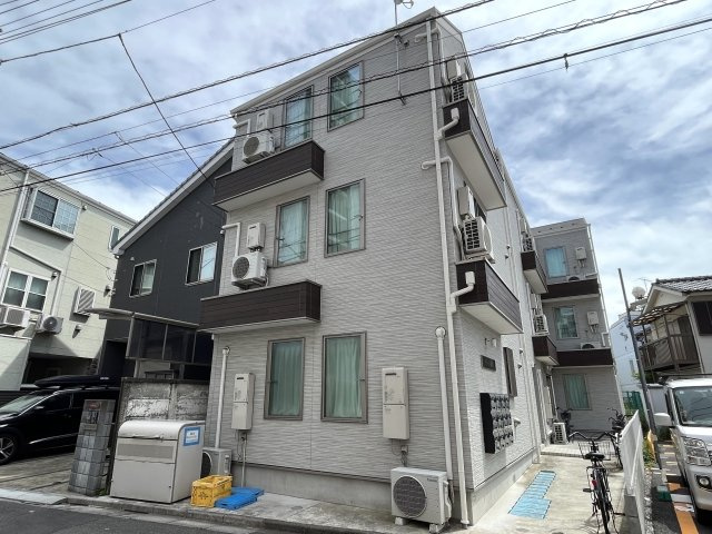マーレ綾瀬の外観