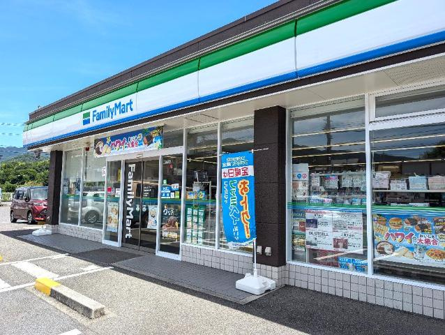 【周辺】 | プティ・ベール | ファミリーマート橋本御幸辻店まで724ｍ