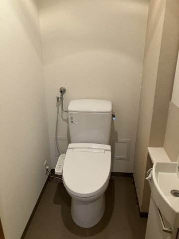 プライムメゾン南2条のトイレ