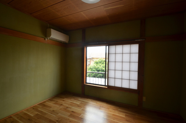ハイツしらかばの和室
