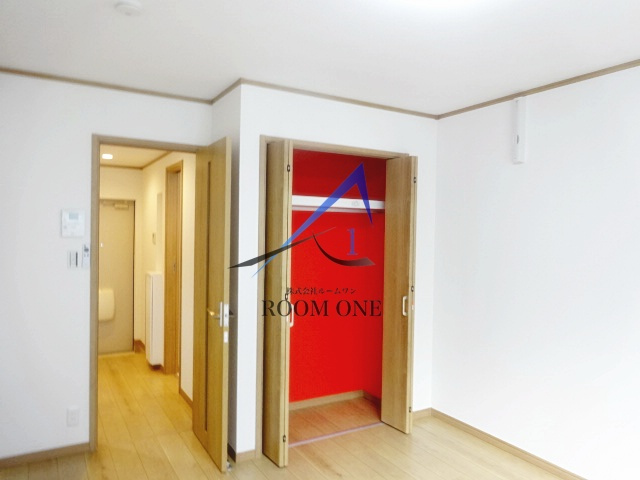ロイヤルハイツ白楽弐番館