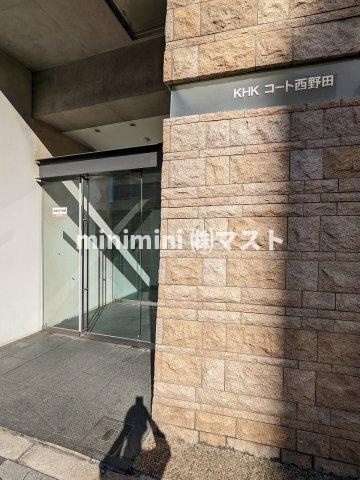 大阪市福島区吉野２丁目の賃貸マンションのエントランス