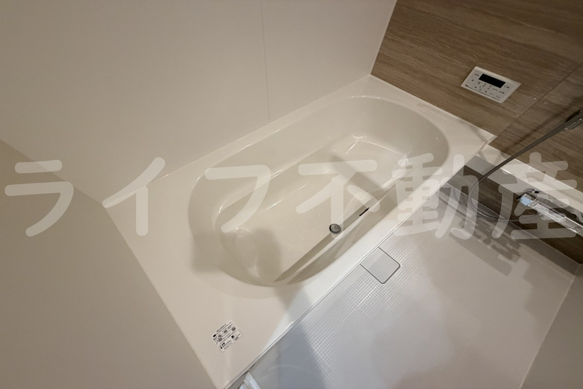D-ROOM高井田元町の浴室