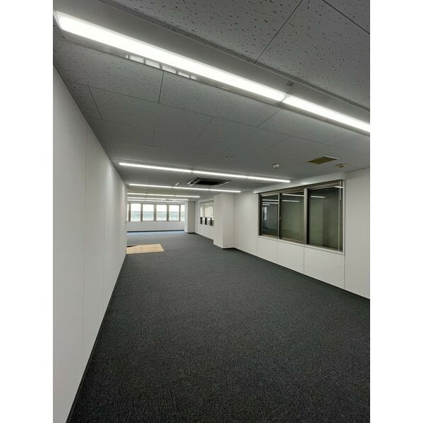 大阪市中央区本町４丁目の事務所の内装