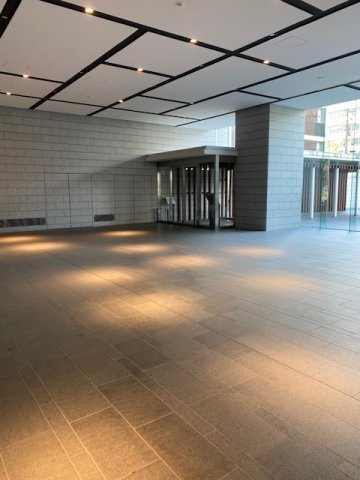 イーストゲートスクエアのエントランス
