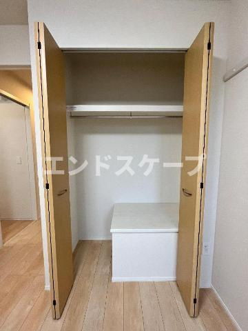 びゅうマルシェ１の収納|ウォークインクローゼット
高崎、前橋のお部屋探しはエンドスケープまで！お客様の理想お聞かせ下さい♪
