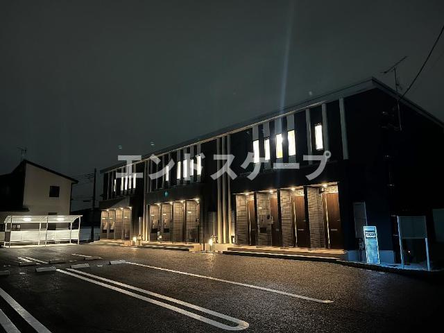 びゅうマルシェ１のその他共用部分|外観写真（夜）
高崎、前橋のお部屋探しはエンドスケープまで！お客様の理想お聞かせ下さい♪