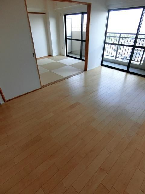 アーバンパーク三ツ池公園Ｅの洋室