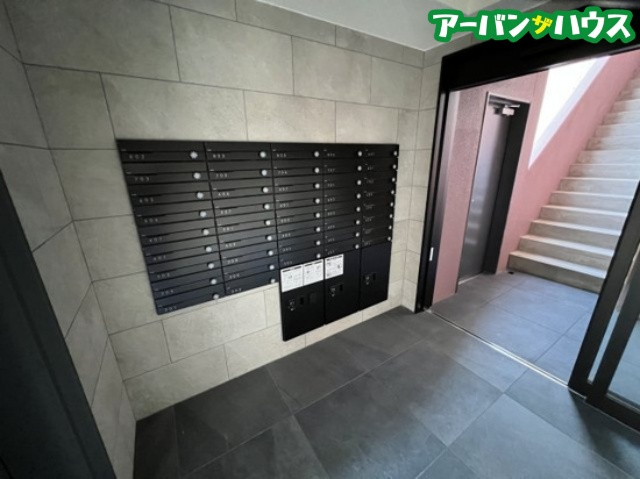 CREGRADのエントランス