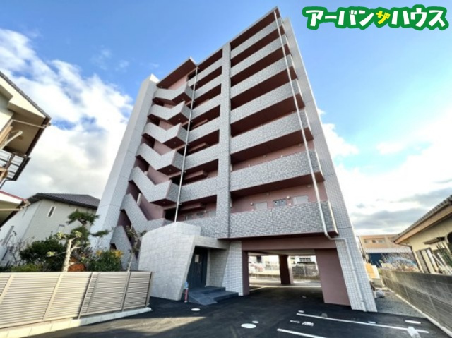 CREGRADの外観