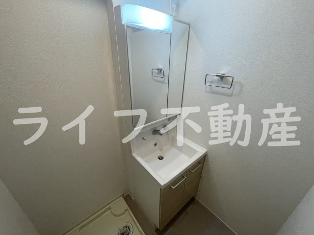 カーサ・オストロの独立洗面台|独立洗面台で身支度をすべて済ませてしまいましょう