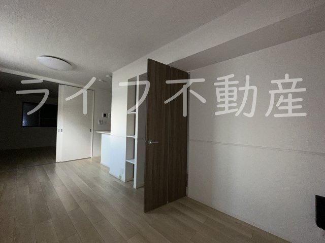 ランプタウンの居間・リビング|こちらのリビングで趣味の時間をお楽しみください