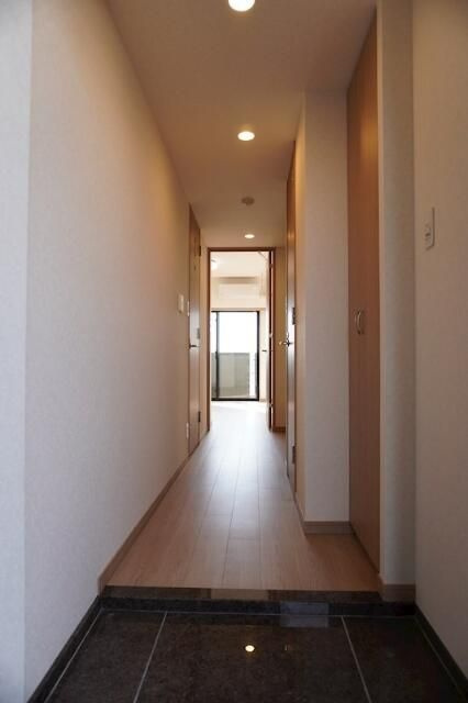 ルーブル横濱江ケ崎町の玄関