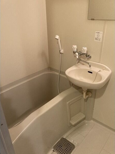 グランヴィ天王寺の浴室