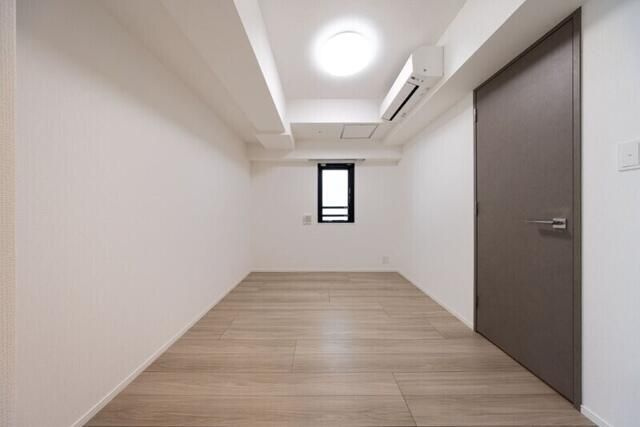 Ｓ－ＲＥＳＩＤＥＮＣＥ新御徒町ｃｈｉａｒｏの居間・リビング