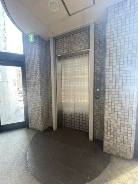 ラシーヌ天王寺のロビー