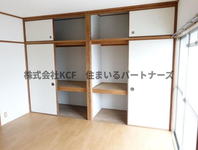 山本ビルの収納|小物を収納するのに便利です