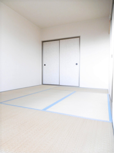 レジデンス国分IIの和室|ゆったりとくつろげる和室です