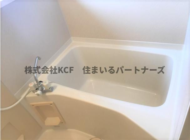 グランドール国分 B棟の浴室|日々の暮らしに欠かせないお風呂です
落ち着いた雰囲気の外観です