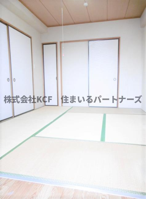 グランドゥールパティオの和室|畳の上でゆっくりとくつろげる和室です