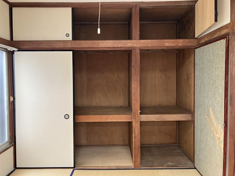 松飛台戸建の収納