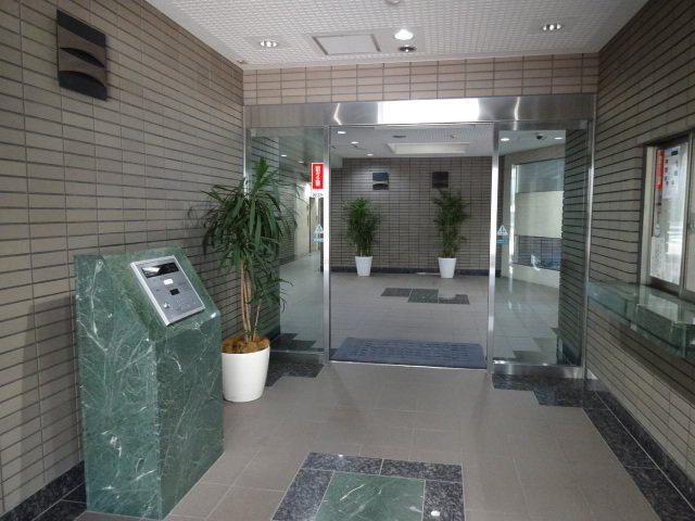 朝日上野マンションのロビー