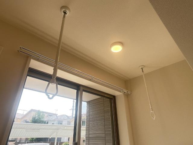 ルミエール　ハイツ石兼の設備|室内物干し