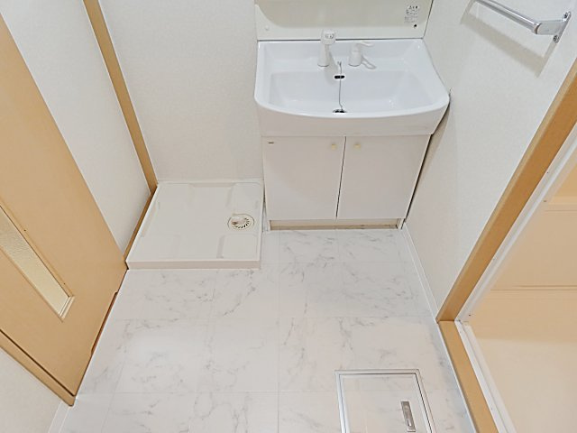 カシータス城下の独立洗面台