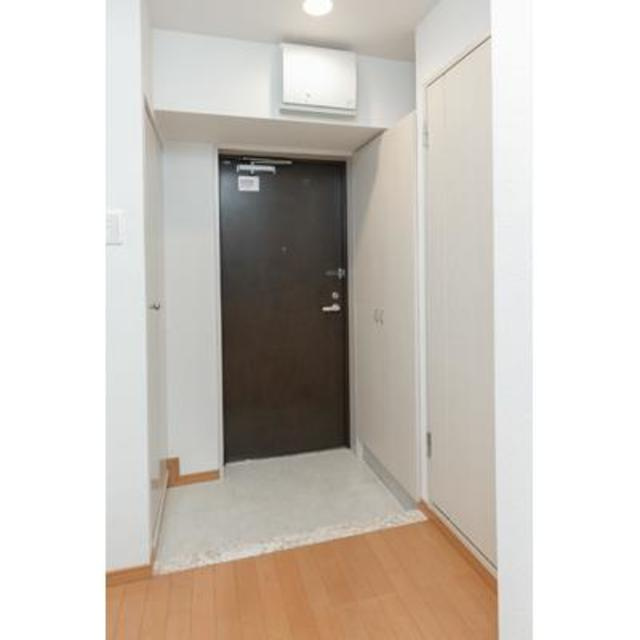 アクアコートの玄関|※写真は同タイプ住戸です。