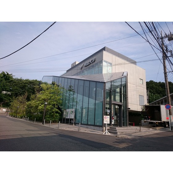 イリス三田の周辺|大学1「明治大学生田キャンパスまで750ｍ」明治大学生田キャンパス