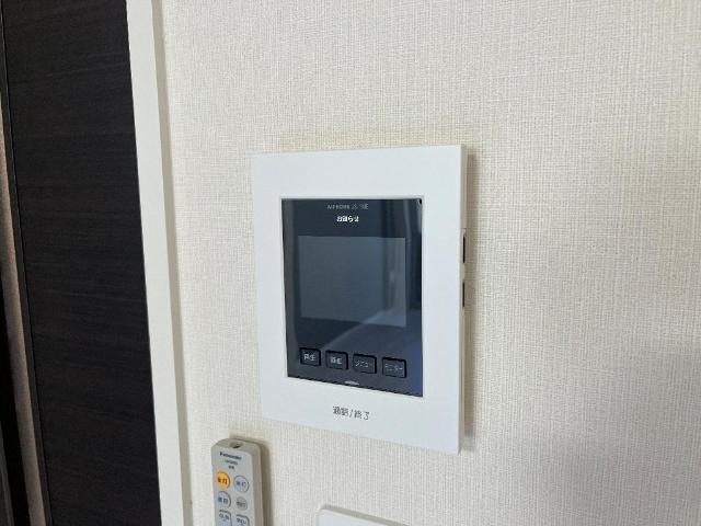 エスペリアの内装|カメラ付インターホン