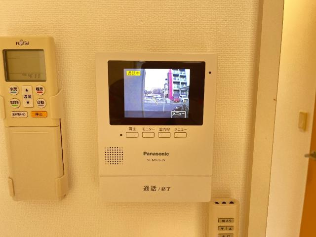 ポートハウスの内装|カメラ付インターホン