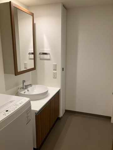プライムメゾン南2条の洗面所