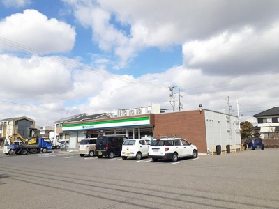 【周辺】 | ソレアード　Ｂ | ファミリーマート 西尾伊藤町店まで900m