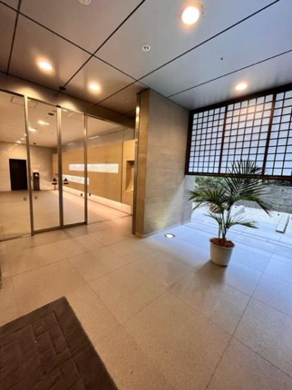 【エントランス】 | 市ヶ谷スクエアレジデンス