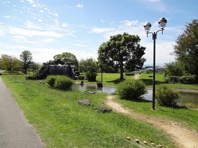 【周辺】 | オリーブハウス　Ｂ | 東中富親水公園まで1600m